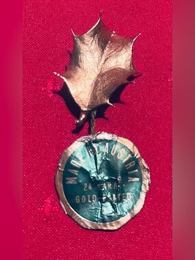 Vintage Rare to find 20 mid century 24-karat gold-plated brooch